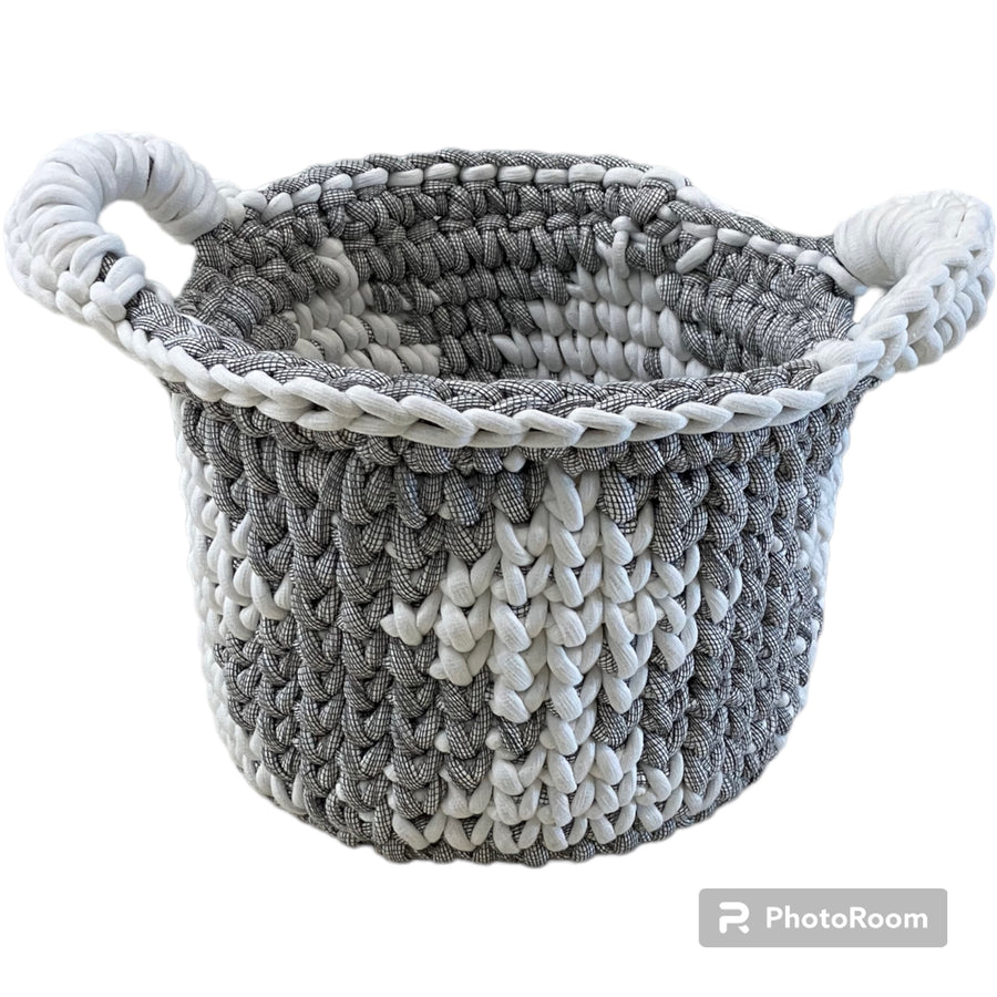 Medium Gift Basket