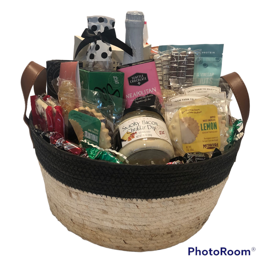 Dome Peak Gift Basket with Sparkling Cider