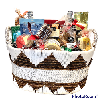 Mt. Rainier Gift Basket with Sparkling Cider