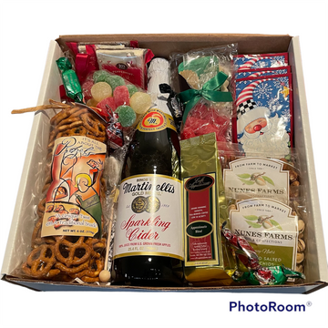 Holiday Lake Sammamish Gift Box with Sparkling Cider